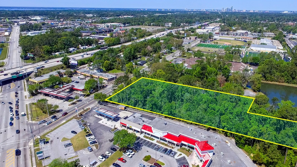 5767 Spring Park Rd, Jacksonville, FL 32216