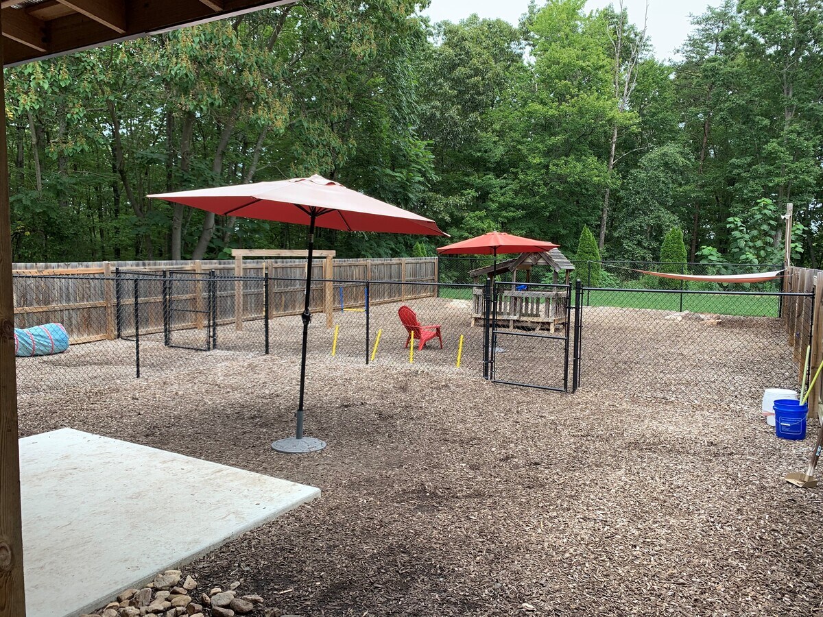 14004 Leesville Rd, Evington, VA 24550