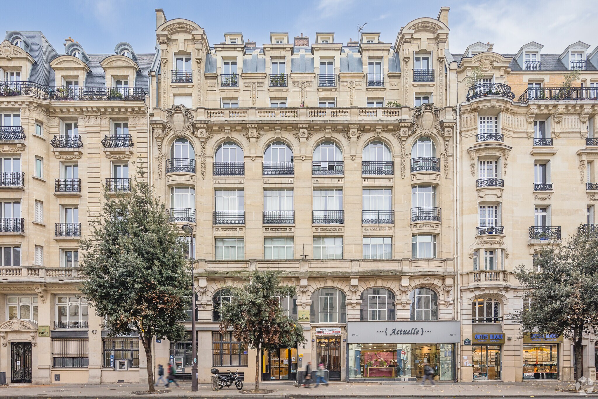 158 Ter Rue Du Temple, Paris for lease Primary Photo- Image 1 of 5