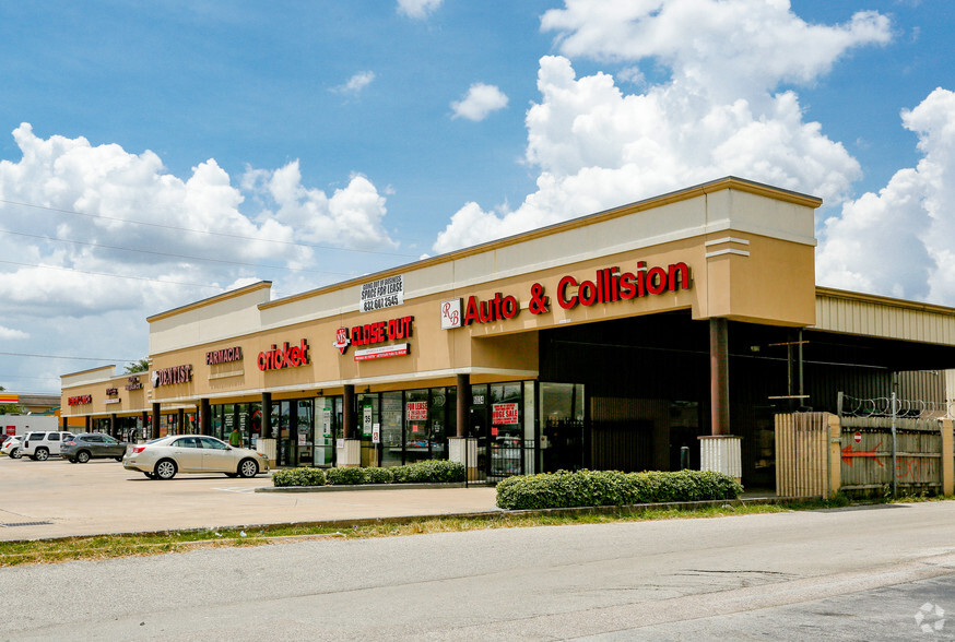 6060 Bellaire Blvd, Houston, TX for lease - Building Photo - Image 1 of 7