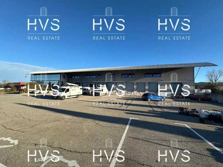 Office in Aix-en-Provence for lease - Building Photo - Image 2 of 15