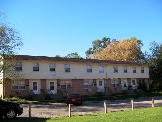 2217 23rd St, Rockford, IL for sale - Primary Photo - Image 1 of 3