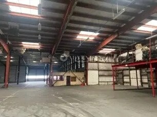 Industrial in Cussac-sur-Loire for lease - Interior Photo - Image 3 of 9