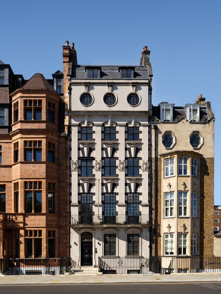 64 Sloane St, London for sale - Primary Photo - Image 1 of 1