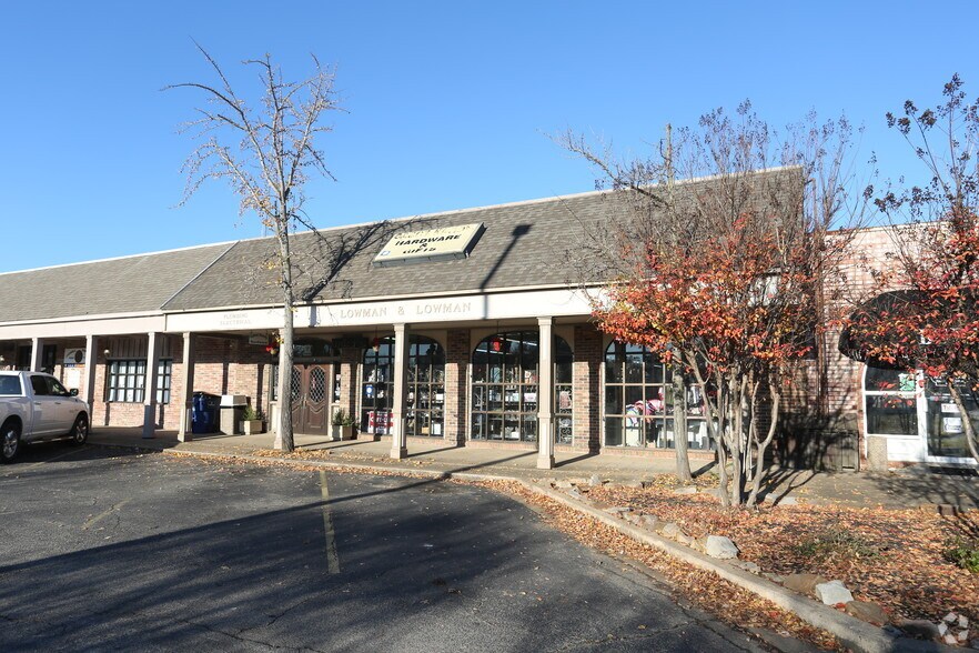 118 N 1st St, Cabot, AR for sale - Primary Photo - Image 1 of 1