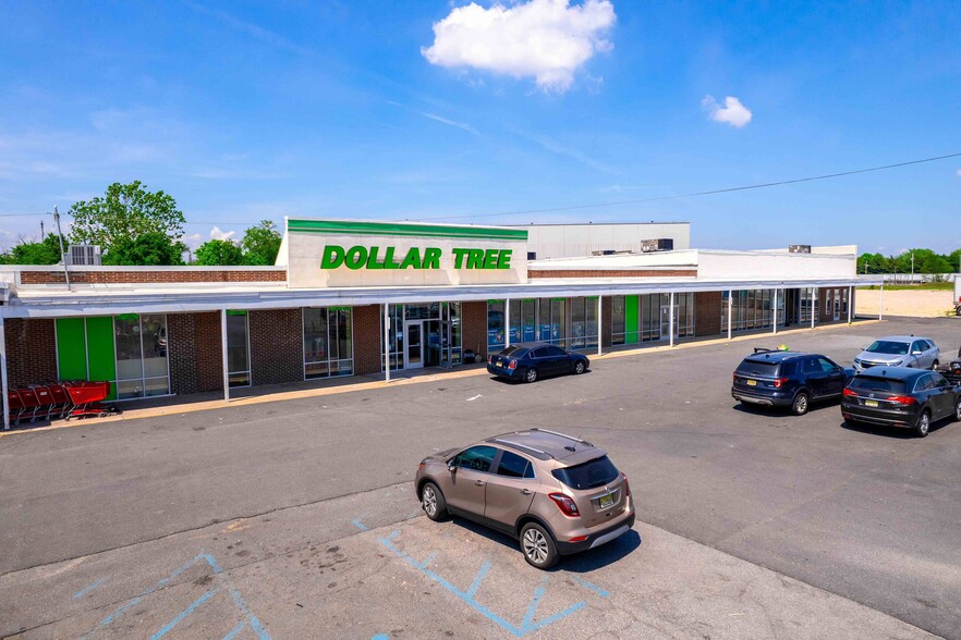 1047 Broad St, Paulsboro, NJ for lease - Building Photo - Image 2 of 11