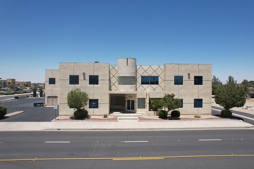 15490 Civic Dr, Victorville, CA for sale - Building Photo - Image 3 of 7