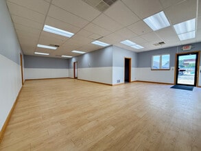 118 S Main St, Medford, MN for lease Interior Photo- Image 2 of 15