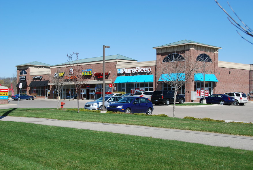 5951 Highland Rd, White Lake, MI for sale - Primary Photo - Image 1 of 1