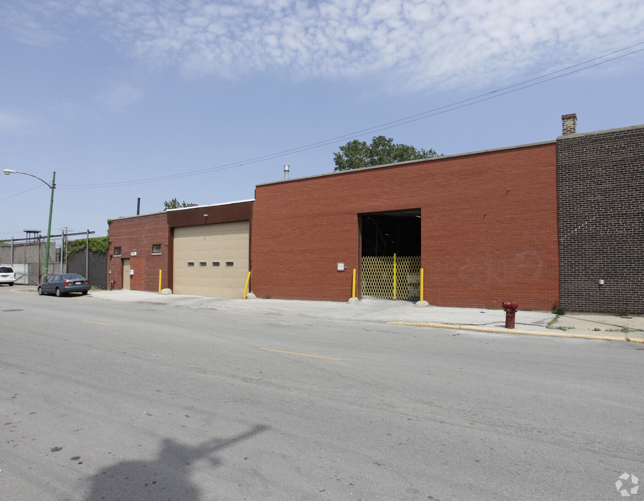 2038 W Hubbard St, Chicago, IL for sale Primary Photo- Image 1 of 1