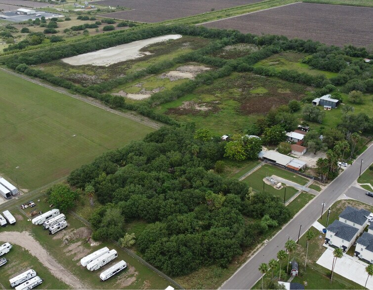 27784 Canal, La Feria, TX 78559 25.57 AC Near US 83 in La Feria