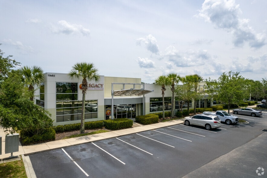 11602 Lake Underhill Rd, Orlando, FL for lease - Building Photo - Image 1 of 8