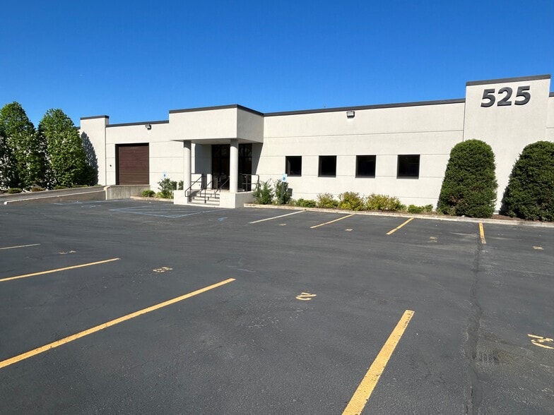 525 Main St, Belleville, NJ for lease - Building Photo - Image 1 of 14