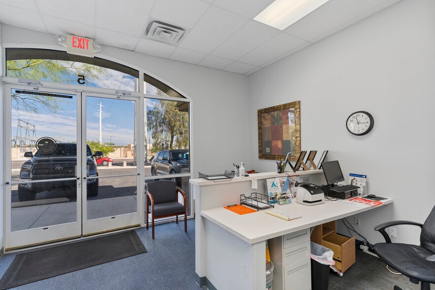 8455 W Flamingo Rd, Las Vegas, NV for sale - Building Photo - Image 3 of 7