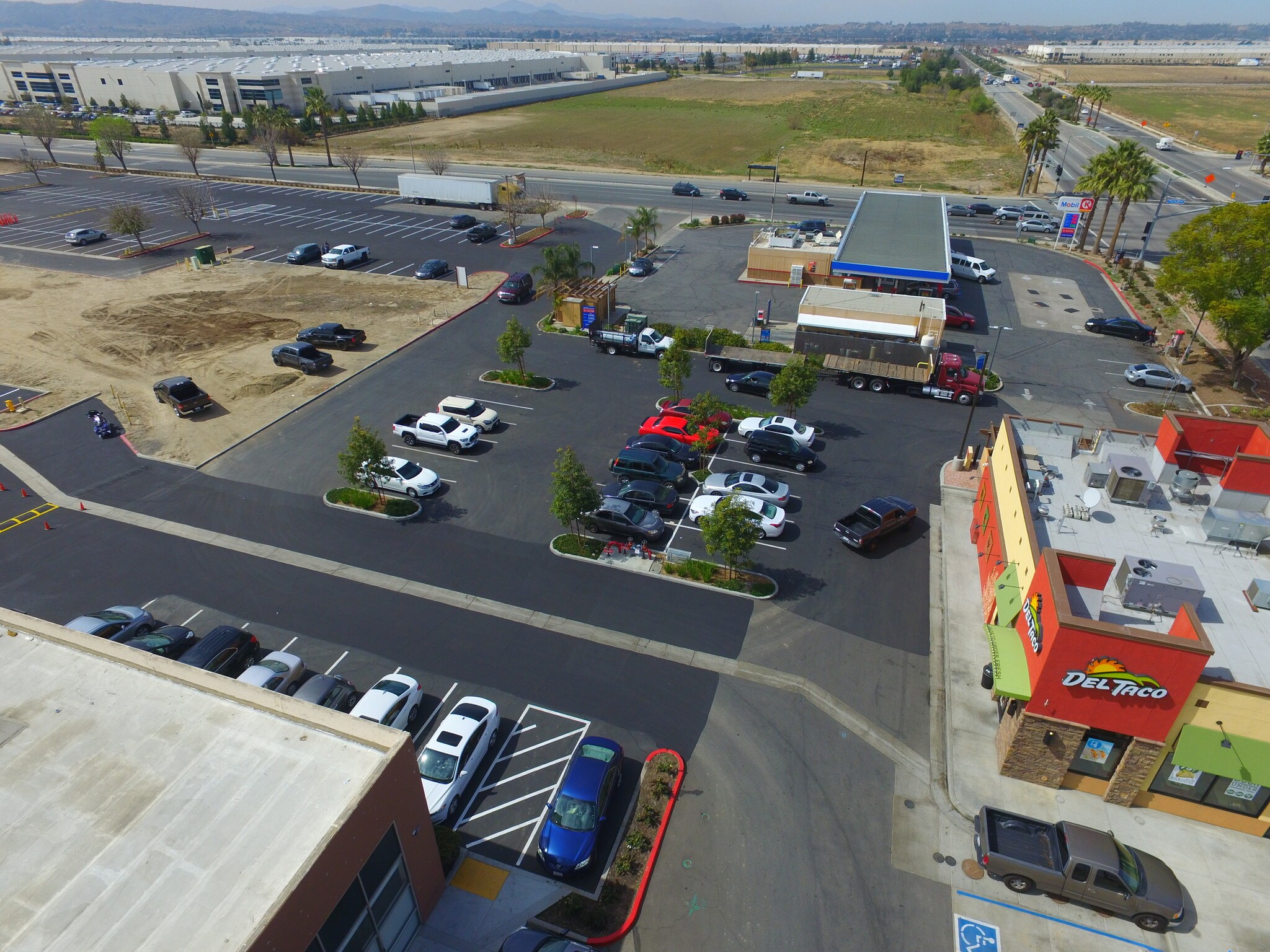 4375 N Perris Blvd - 876wocz