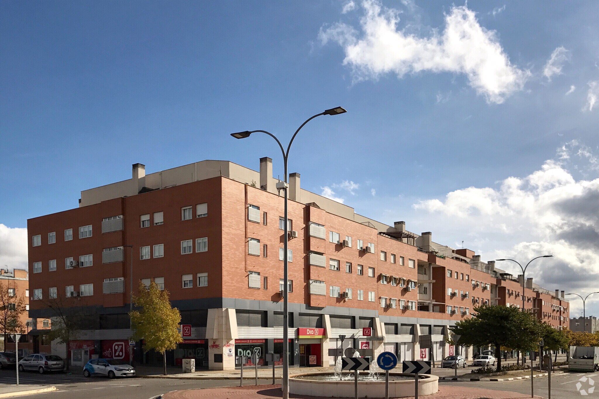 Multifamily in Rivas-Vaciamadrid, Madrid for sale Primary Photo- Image 1 of 1
