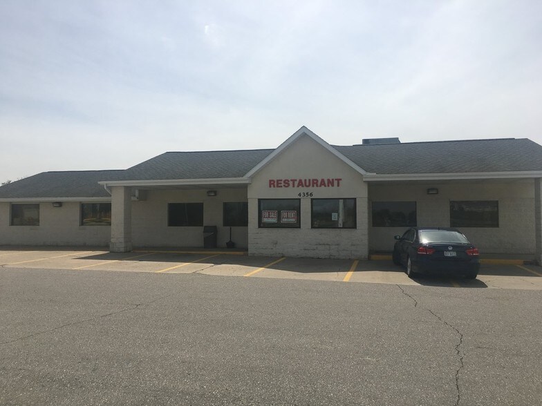 1816 M 40, Holland, MI for sale - Primary Photo - Image 1 of 1