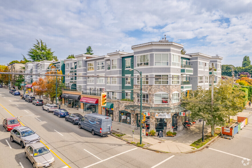 2662-2698 W 4th Ave, Vancouver, BC for sale - Primary Photo - Image 1 of 15