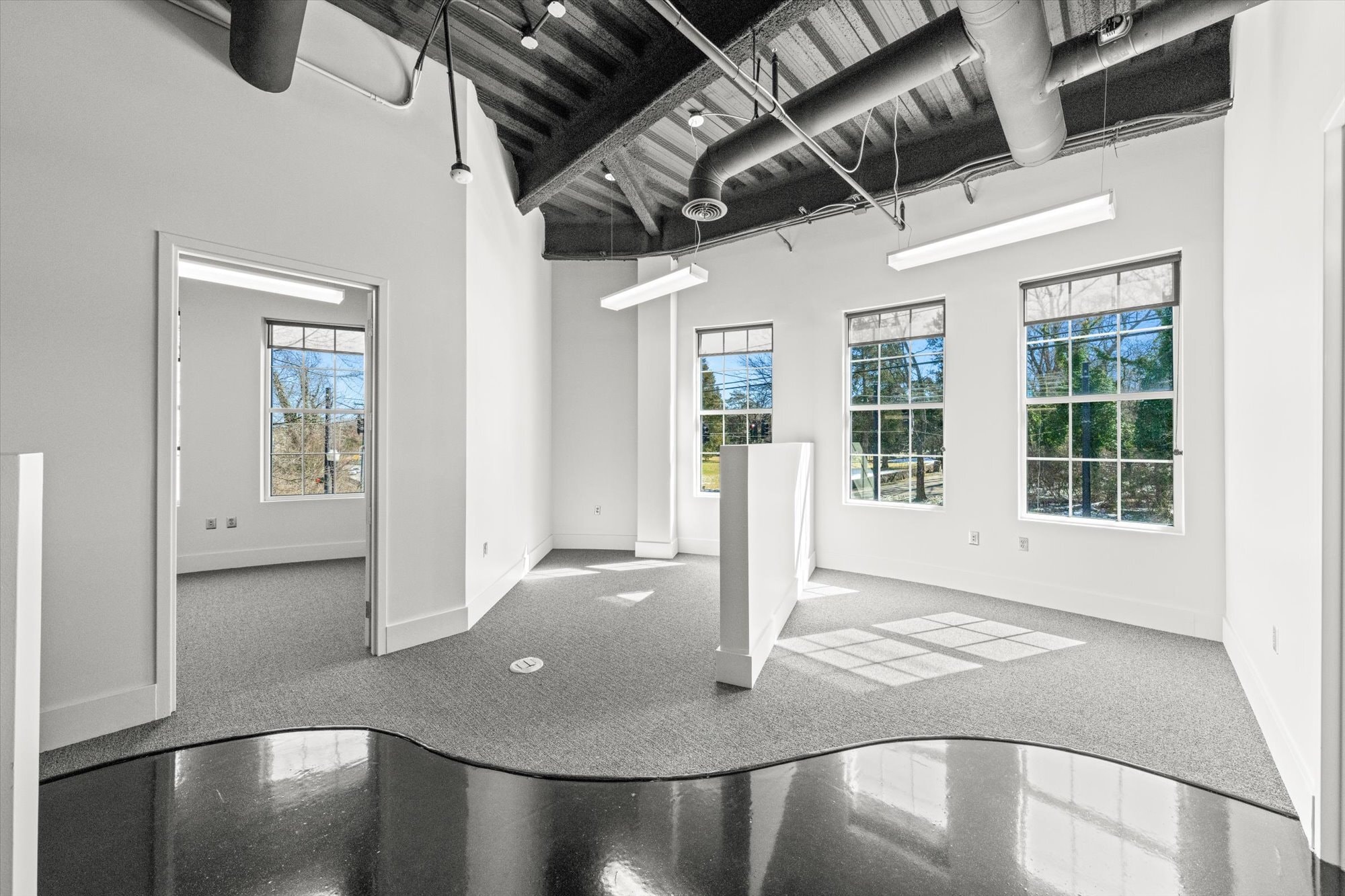 2099 Thunderhead Rd, Knoxville, TN for lease Interior Photo- Image 1 of 13