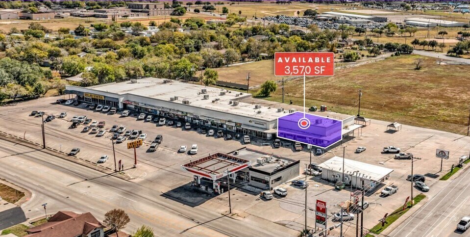 Lone Tree, Victoria, TX for lease Primary Photo- Image 1 of 10