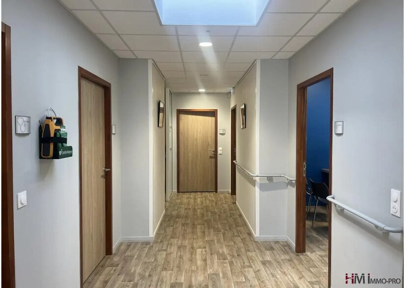 Flex in Saint-Romain-de-Colbosc for sale - Building Photo - Image 3 of 7