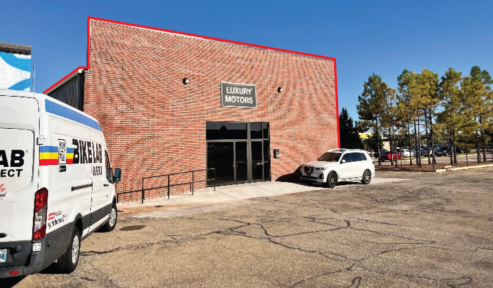 2202-2222 W Hefner Rd, Oklahoma City, OK for lease - Building Photo - Image 2 of 2