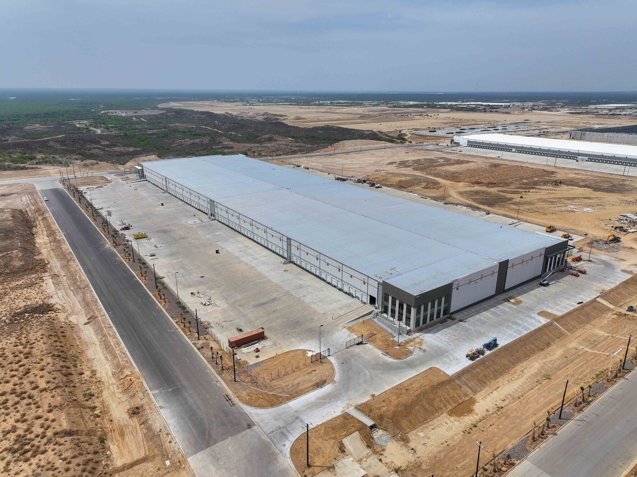 21648 Kraus Lp, Laredo, TX for lease Building Photo- Image 1 of 5