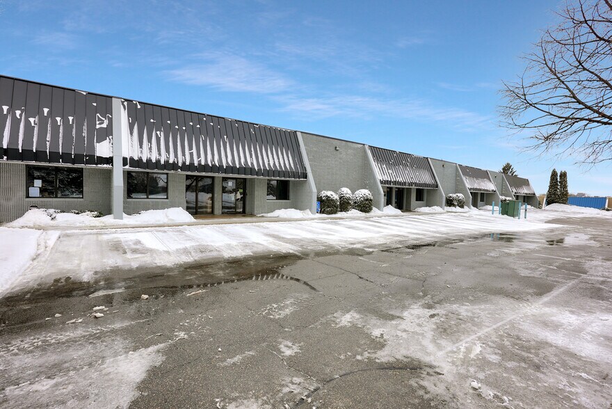 7176-7198 Shady Oak Rd, Eden Prairie, MN for lease - Building Photo - Image 2 of 14