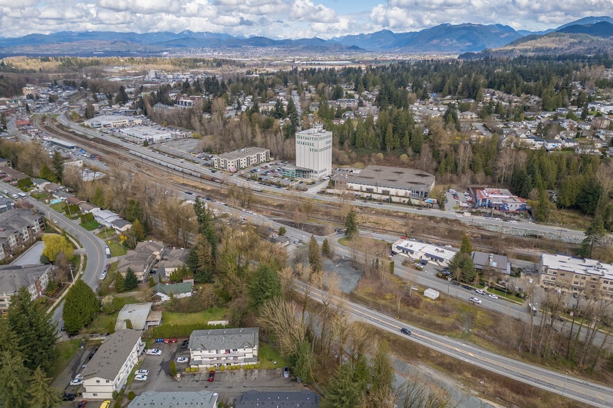 2253 Railway st, Abbotsford, BC for lease - Building Photo - Image 2 of 21