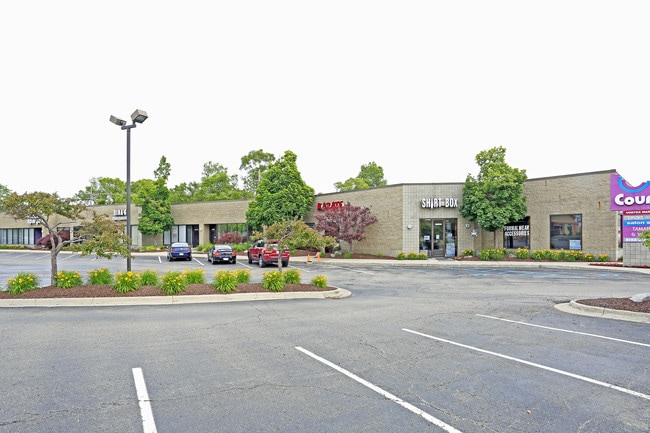 More details for 32500-32522 Northwestern Hwy, Farmington Hills, MI - Retail for Lease