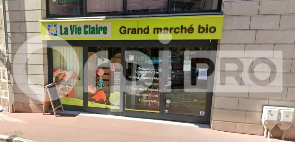 Retail in Limoges for lease Building Photo- Image 1 of 7