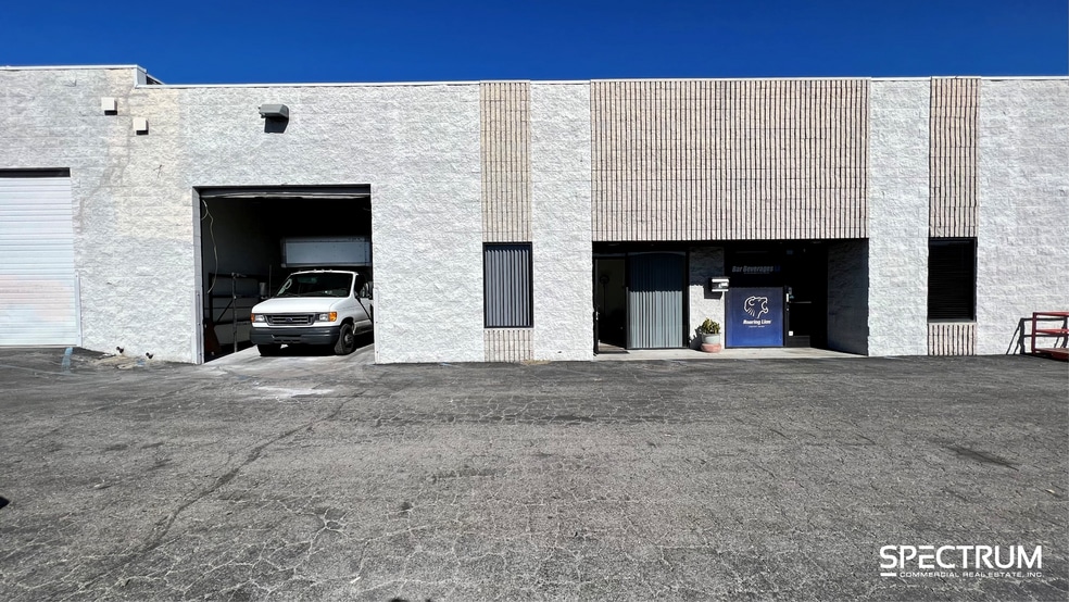 8000 Wheatland Ave, Sun Valley, CA for lease - Building Photo - Image 1 of 6