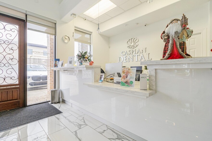 410 Park Grove Dr, Katy, TX for lease - Primary Photo - Image 2 of 20