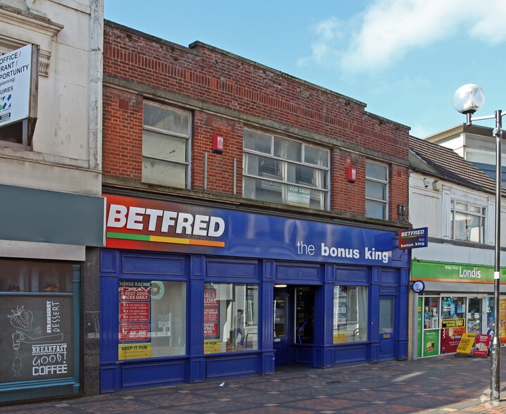 56-57 Bridge St, Swindon for sale - Primary Photo - Image 1 of 1