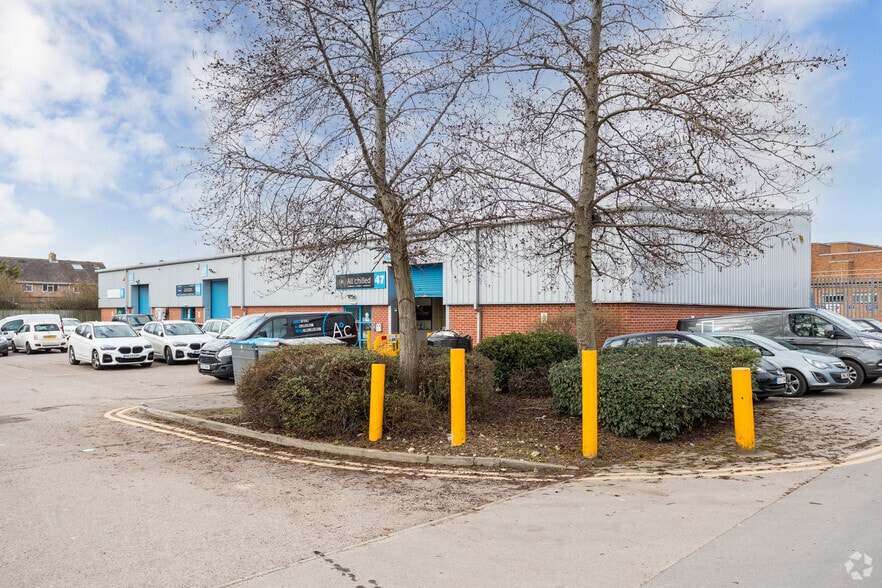 Eldon Way, Paddock Wood for sale - Building Photo - Image 1 of 1