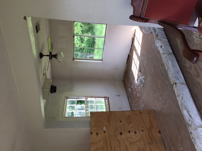 7001 Highway 3, Otisco, IN for sale - Primary Photo - Image 1 of 1