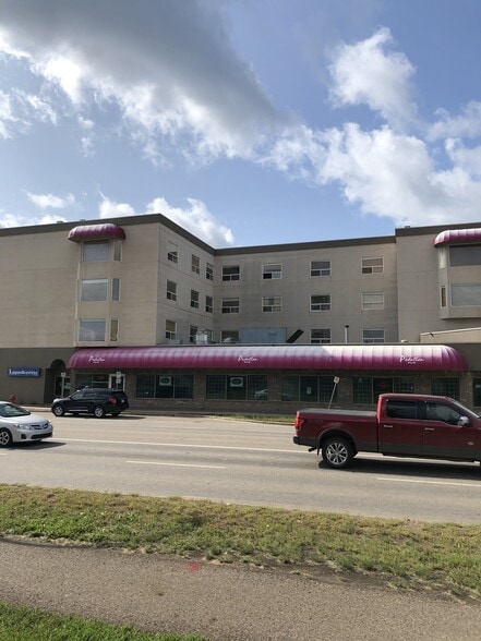 10131 Franklin Ave, Fort McMurray, AB for sale - Primary Photo - Image 1 of 1