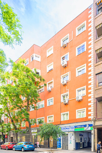 More details for Calle Blasco de Garay, 72, Madrid - Multifamily for Sale