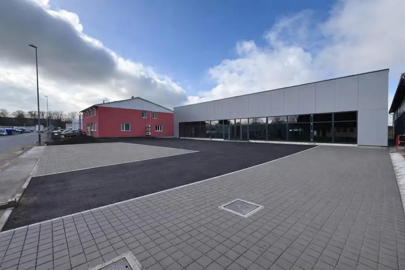 Retail in Sarreguemines for lease - Building Photo - Image 2 of 8