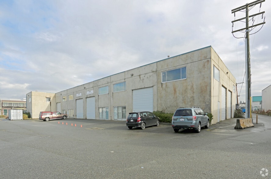 17910 55 Ave, Surrey, BC for lease - Building Photo - Image 3 of 9