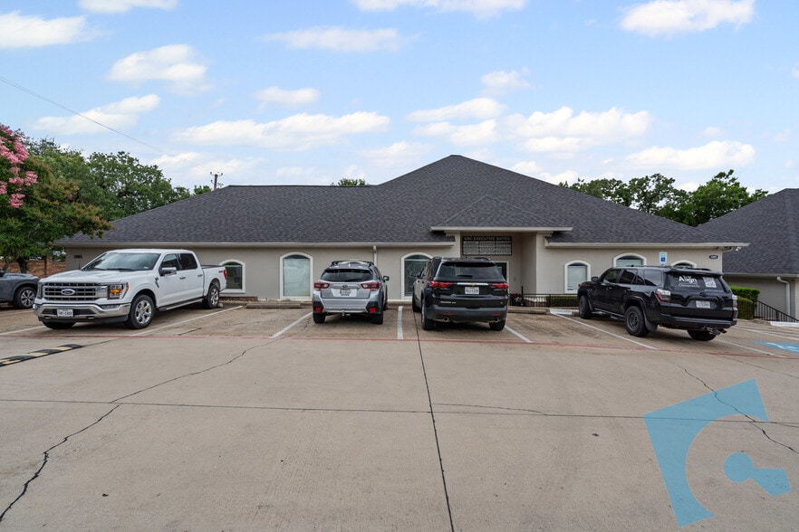 1005 Glade Rd, Colleyville, TX for lease - Building Photo - Image 1 of 7