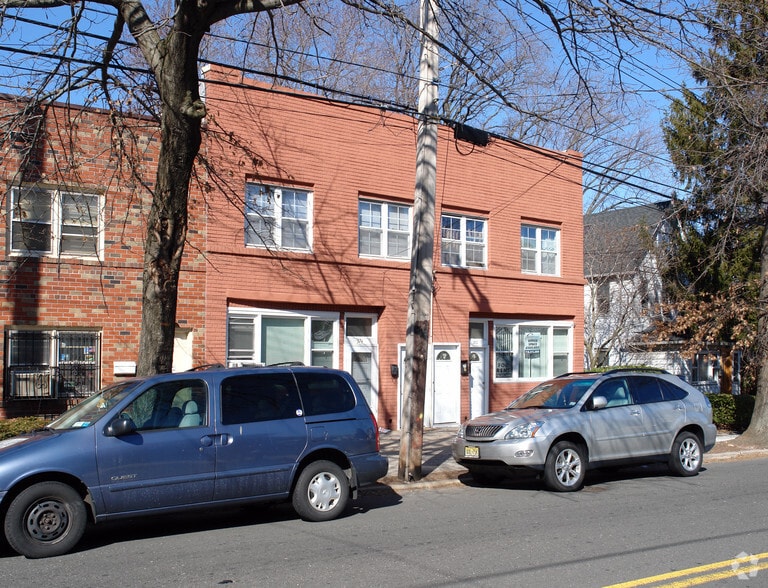 372-376 Manor Rd, Staten Island, NY for sale - Primary Photo - Image 1 of 1