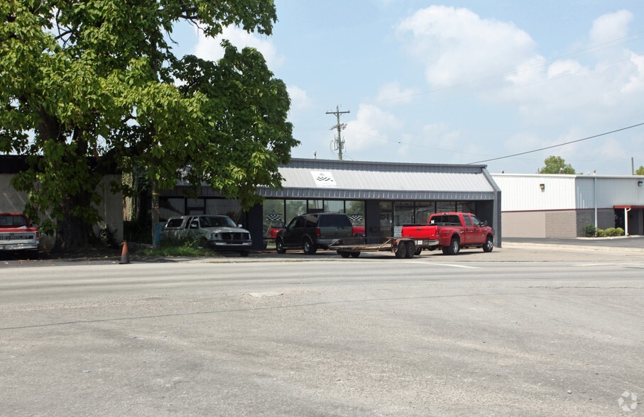 195 Omohundro Pl, Nashville, TN for lease - Primary Photo - Image 1 of 13