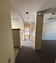 120-152 Simsbury Rd, Avon, CT for lease Interior Photo- Image 2 of 10