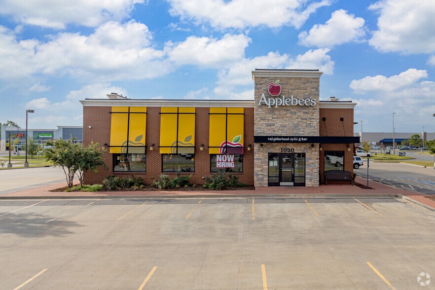 1020 E State Highway 152, Mustang, OK for lease - Building Photo - Image 2 of 3