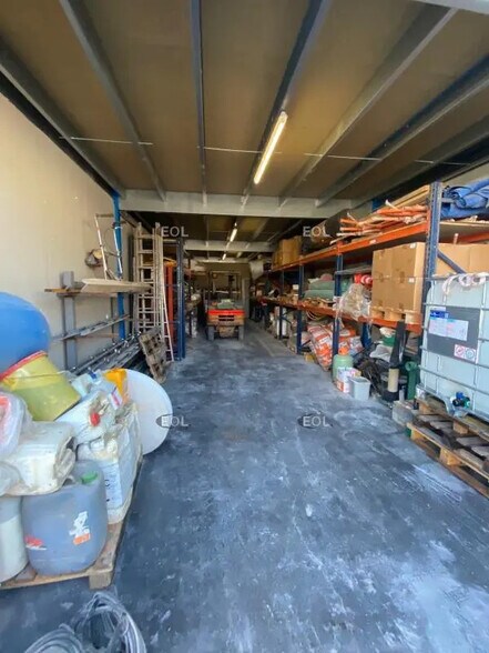 Flex in Gardanne for lease - Building Photo - Image 1 of 5