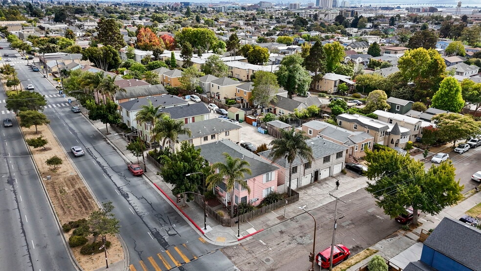 The Wainwright Apartments portfolio of 6 properties for sale on LoopNet.com - Building Photo - Image 1 of 36