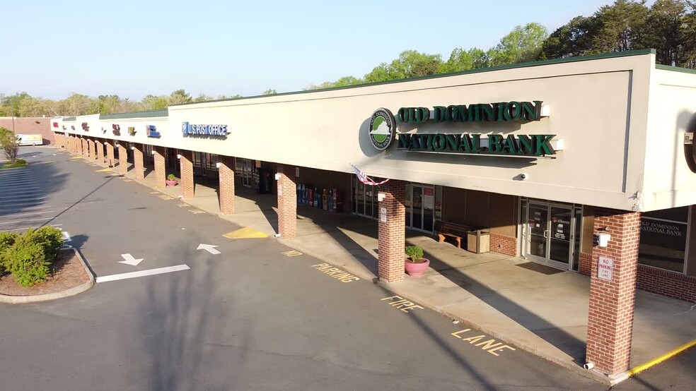 110-126 Scottsville Ctr, Scottsville, VA for lease - Commercial Listing Video - Image 2 of 8