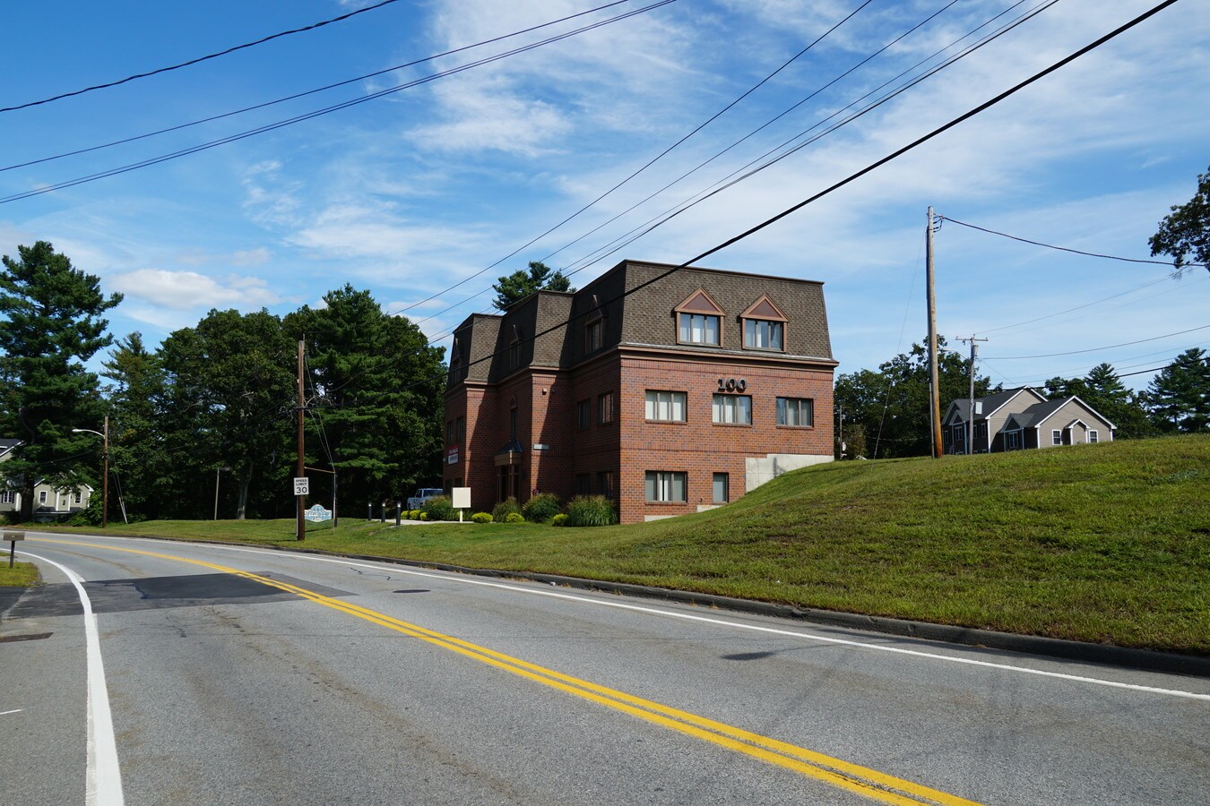 100 Treble Cove Rd, Billerica, MA 01862