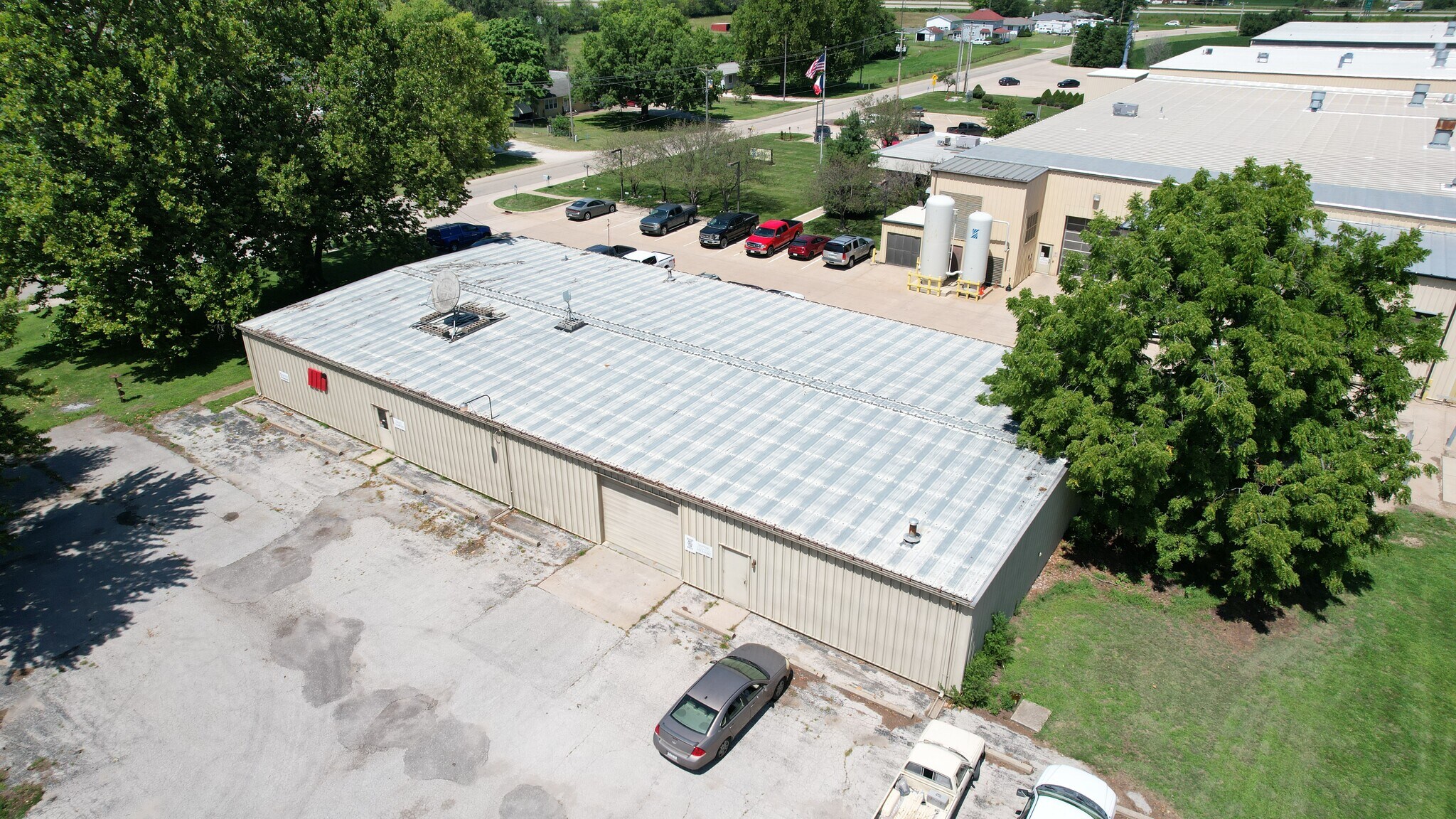 2330 263rd Ave, Fort Madison, IA for sale Primary Photo- Image 1 of 8